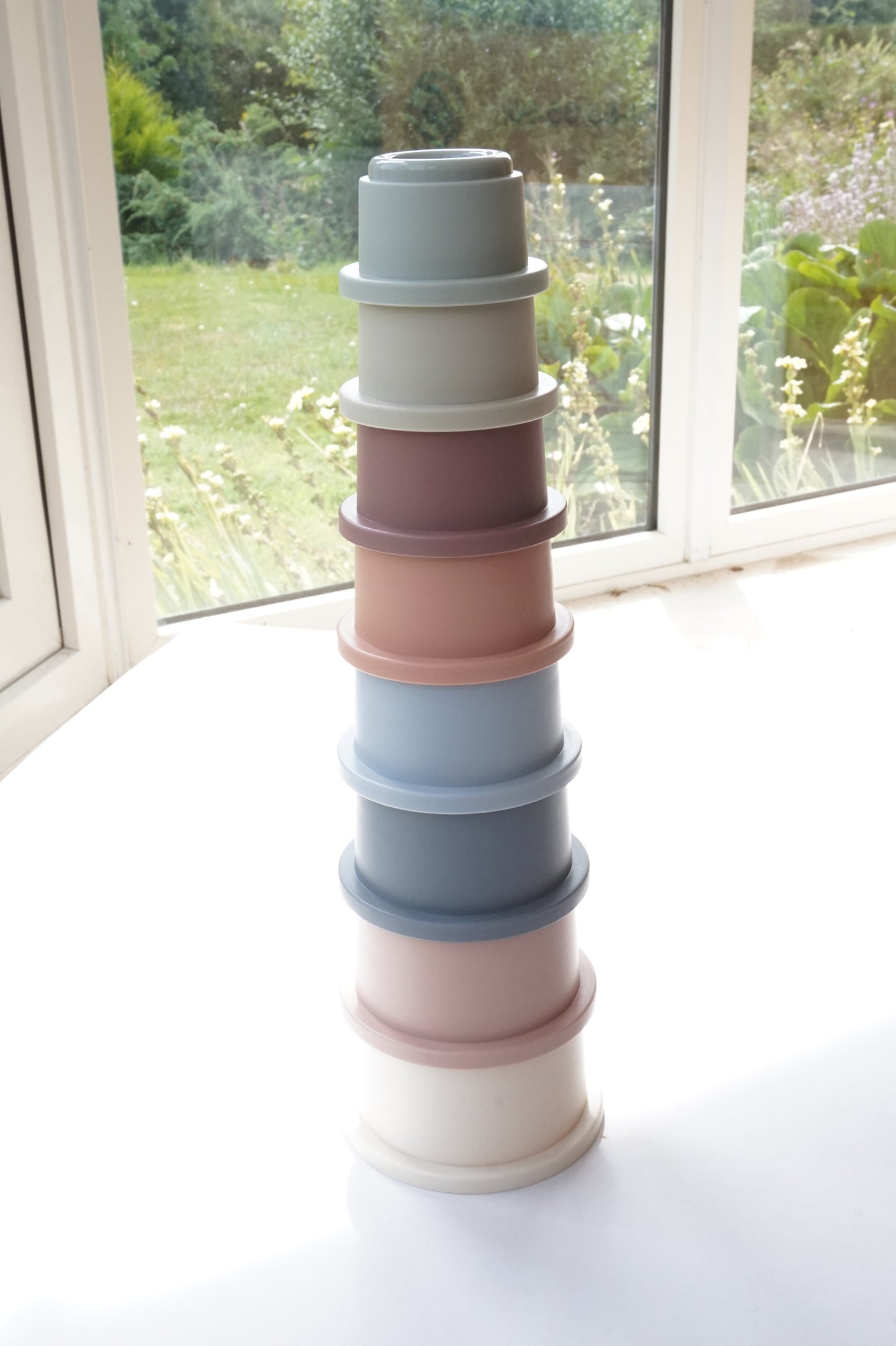Neutral Stacking Cups